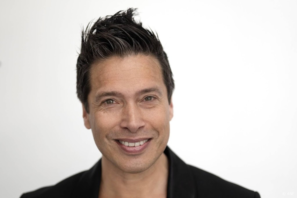 Sjors van der Panne gaat met persoonlijk programma theater in