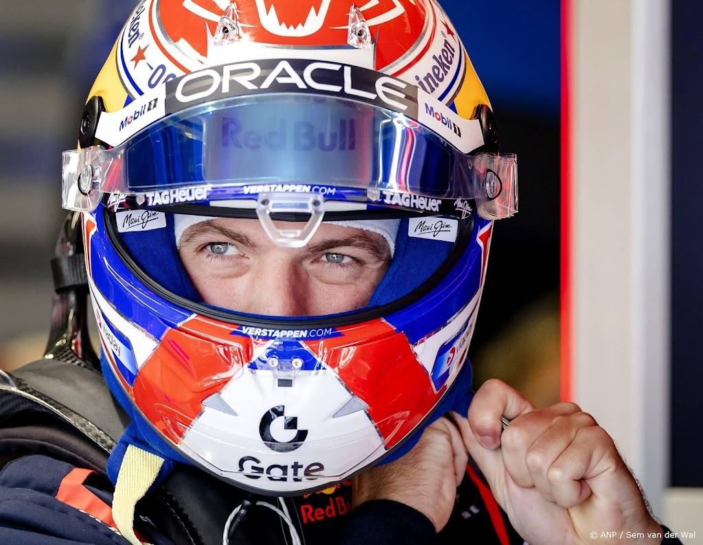 Verstappen rijdt vierde tijd in Monza, Hamilton snelste