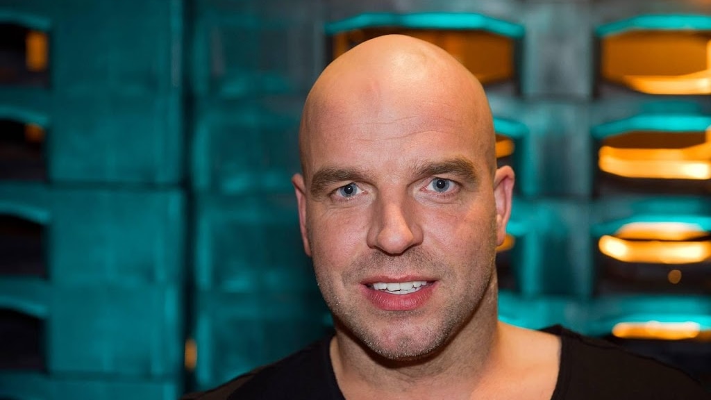 Andy van der Meijde werkt aan voetbalpraatprogramma