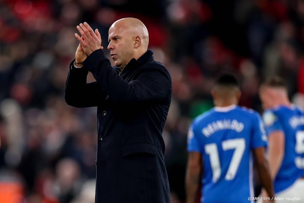 Arne Slot želi Liverpool vrniti v top 4 Premier League