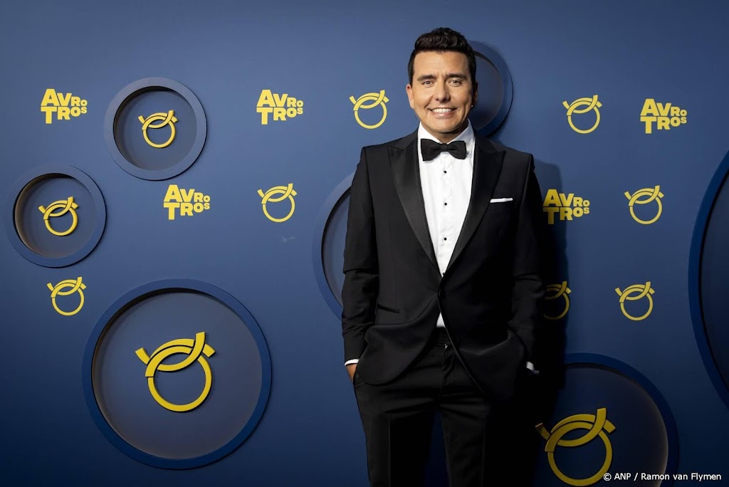 Jan Smit maakt duet met Paul de Leeuw beschikbaar op Spotify