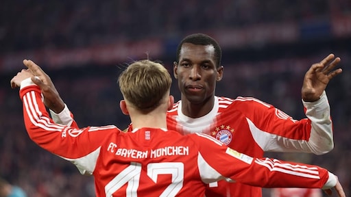 Bayern München na zege op Borussia Mönchengladbach fier aan kop