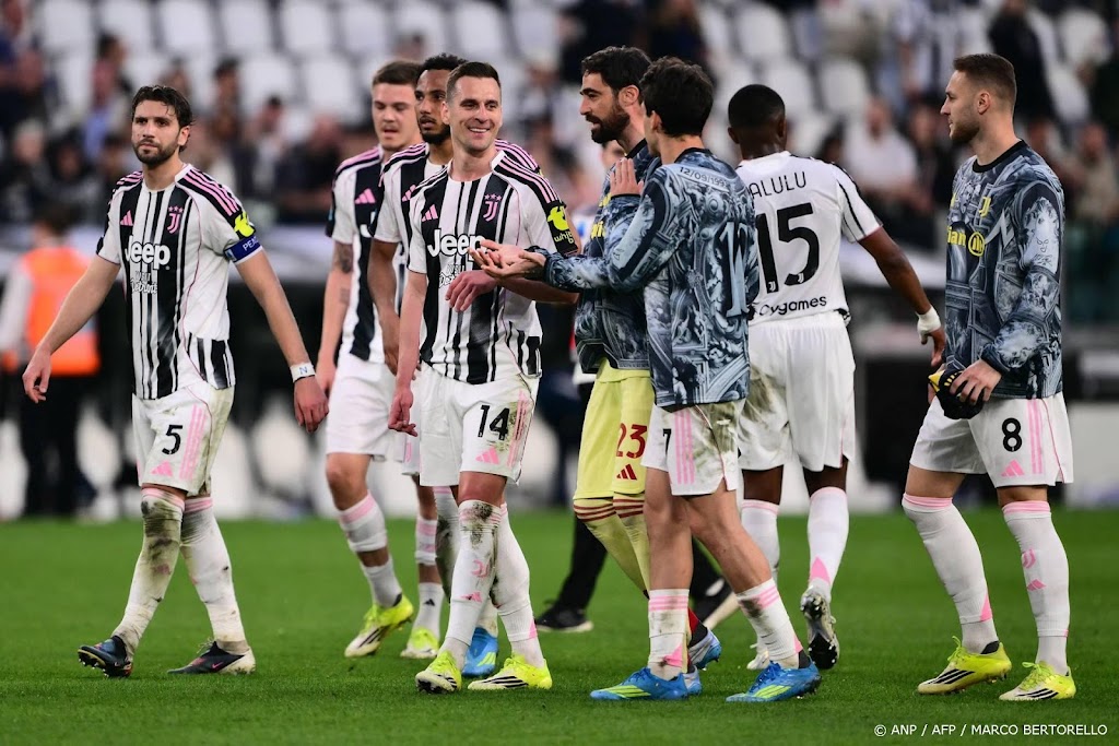Juventus wint van Genoa en passeert doelman Bijlow tweemaal