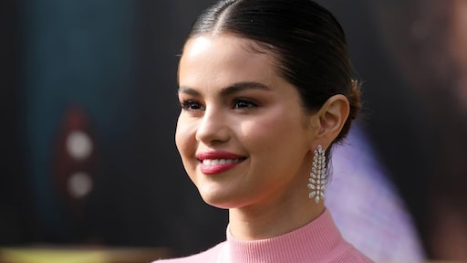 Selena Gomez ruilt het grote podium in voor iets simpelers
