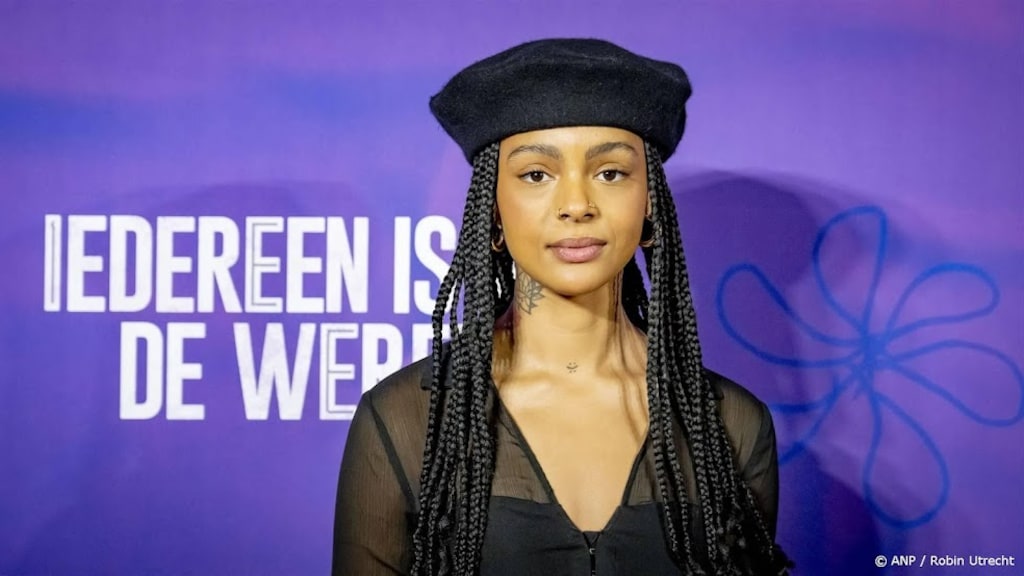 Zoë Livay droomt van deelname aan Eurovisiesongfestival: 'Ga poging wagen'