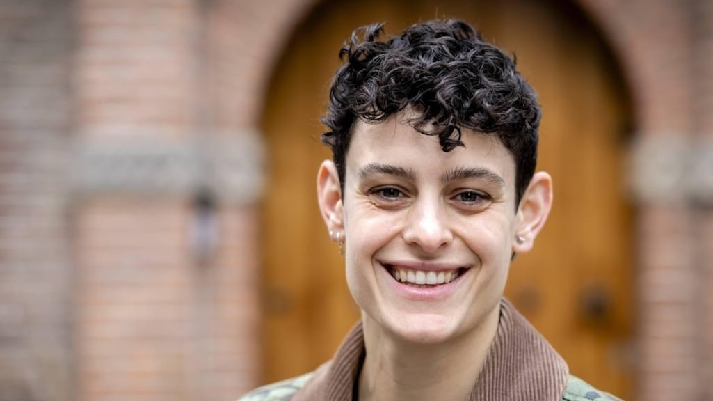 Thorn de Vries wint Pride Award 2022