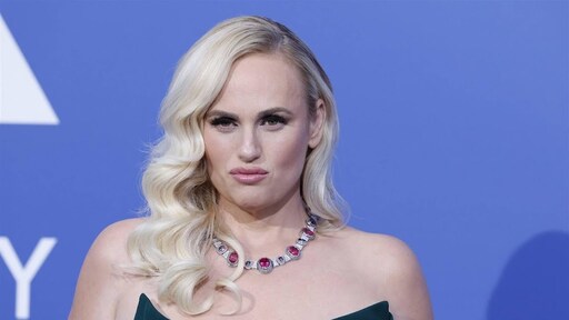 Rebel Wilson raakt gewond tijdens opname filmstunt