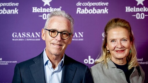 Mediaondernemer Derk Sauer herdacht in rouwadvertenties