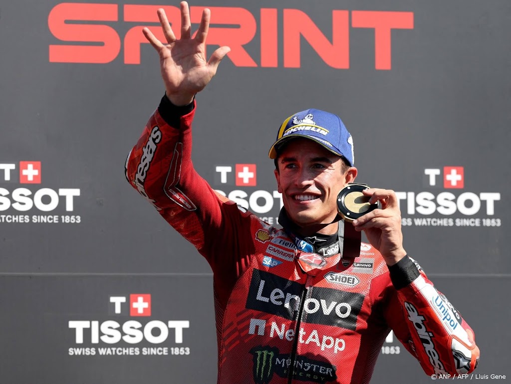 Marc Márquez wint ook sprintrace MotoGP in Catalonië