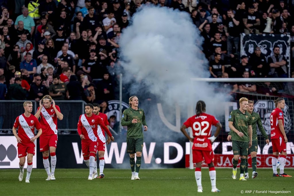 Supportersvereniging FC Utrecht keurt incidenten van zaterdag af