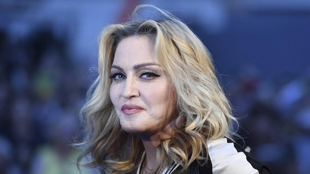 Madonna herdenkt overleden broer Christopher: 'Voelde me sterkst met hem verbonden'