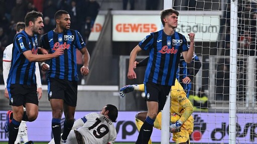 Atalanta komt aan de leiding in de Serie A door een overwinning op AC Milan
