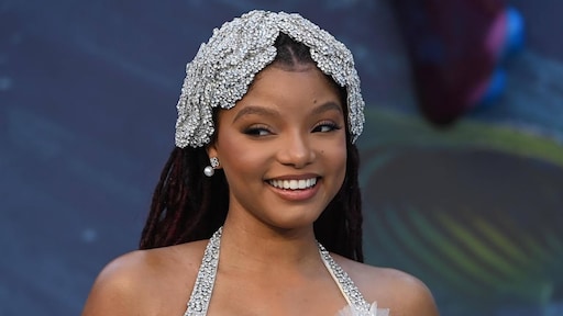 Little Mermaid-Actrice Halle Bailey is moeder geworden van zoon Halo