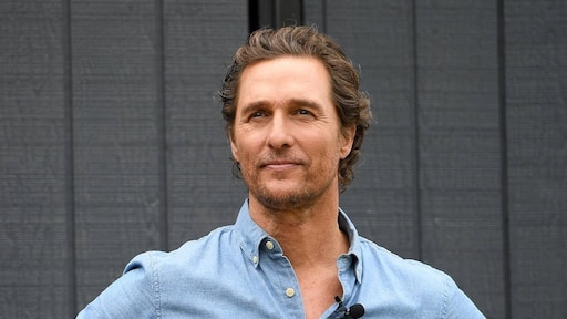 Matthew McConaughey speelt online potje bingo met oudjes