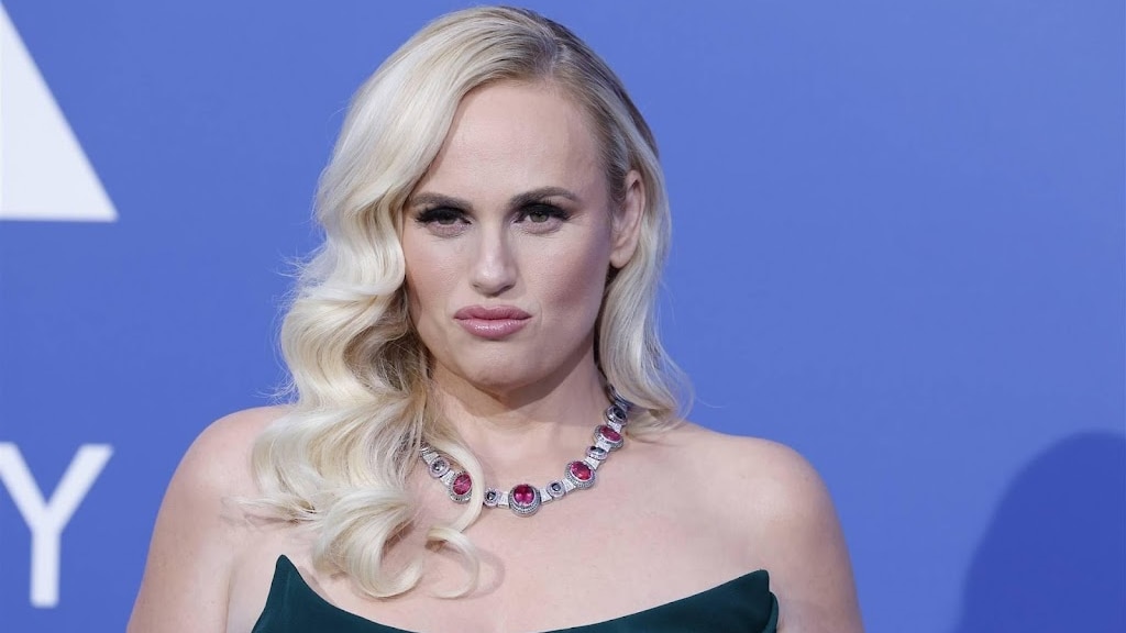 Rebel Wilson: 'Meer vrouwen melden zich over Sacha Baron Cohen'