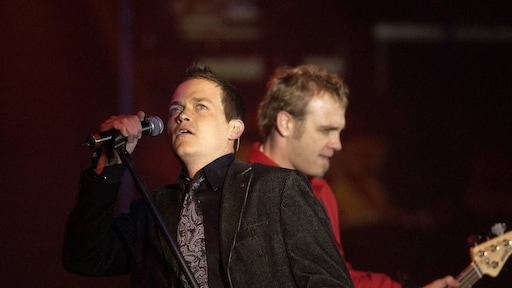 Zanger Brad Arnold (3 Doors Down) heeft uitgezaaide kanker