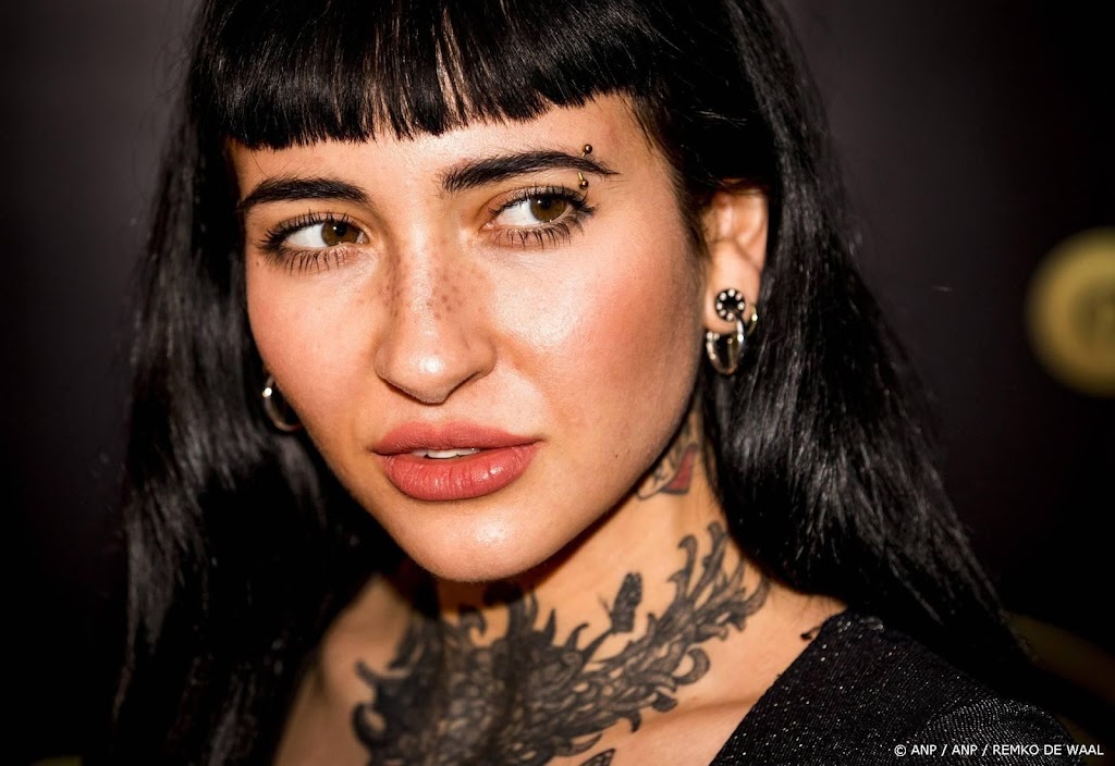 Christina Curry hekelt 'mensonterende' verhalen over moeder