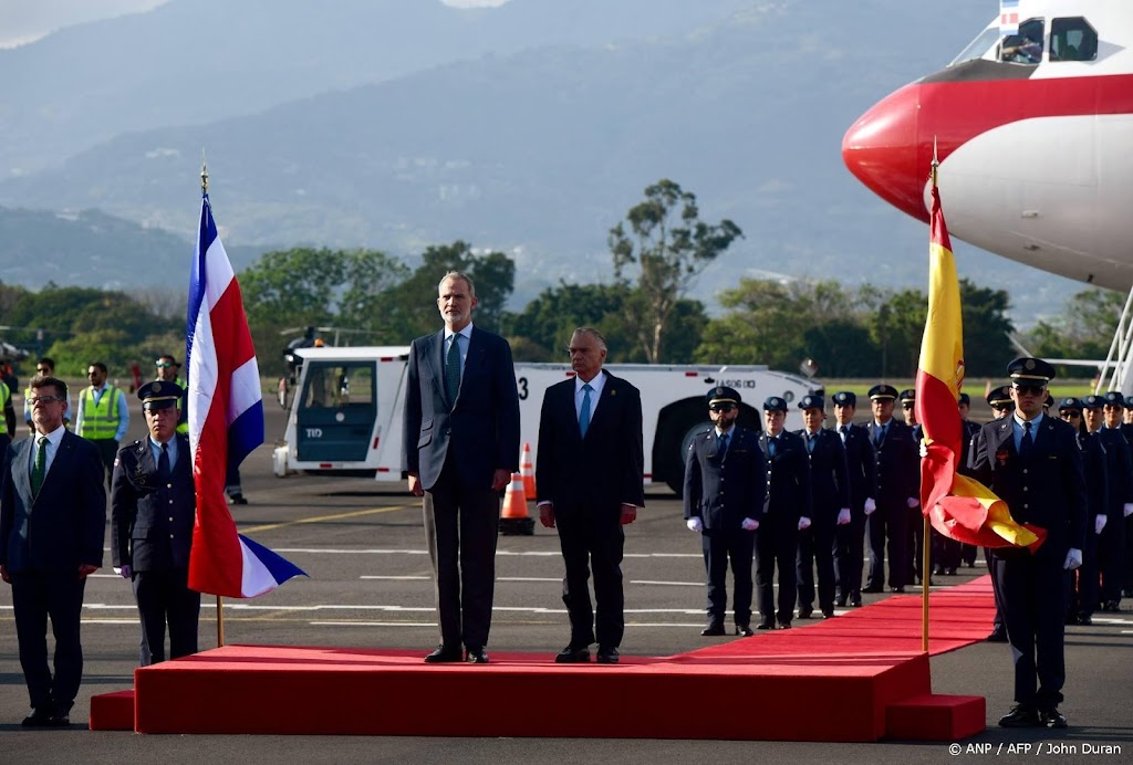 Koning Felipe arriveert in Costa Rica voor inauguratie president
