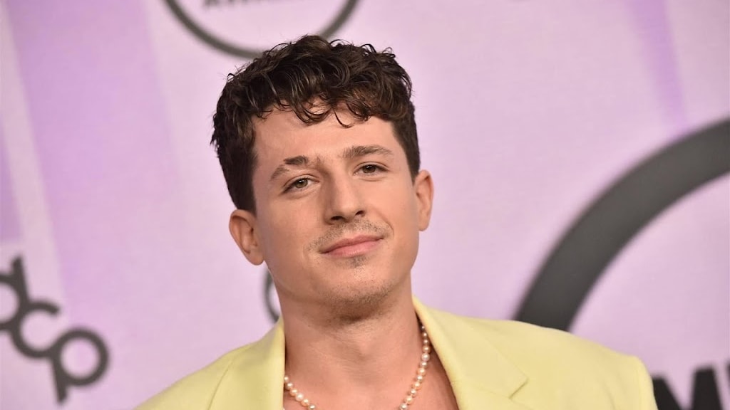 Charlie Puth getrouwd met zijn grote liefde Brooke: 'Gelukkigste man op aarde'