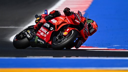 Bagnaia start pole op MotoGP San Marino in recordbrekende race