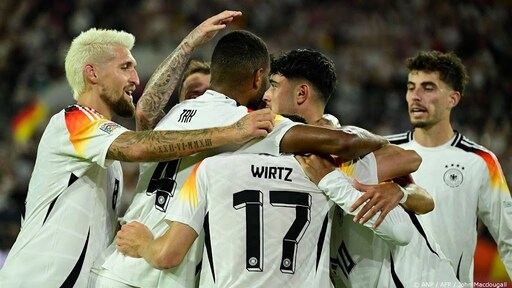 Duitsers drie dagen voor duel met Oranje ruim langs Hongarije