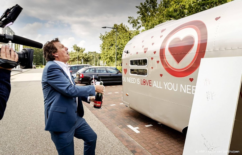 Oddaja All You Need Is Love se prihodnje leto vrača na televizijo