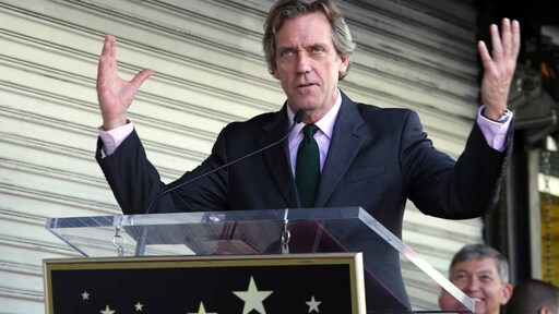 Hugh Laurie zoekt eigenaar postpakketje