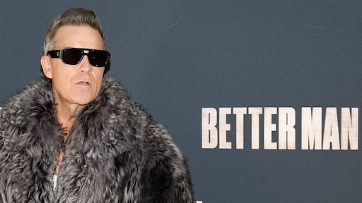 Première Robbie Williams in Los Angeles opgeschort vanwege bosbranden