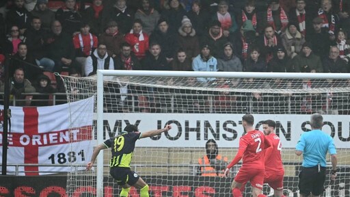 Manchester City wint met moeite van Leyton Orient in FA Cup