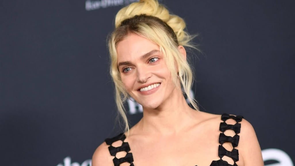 Madeline Brewer uit The Handmaid's Tale te zien in slotseizoen You