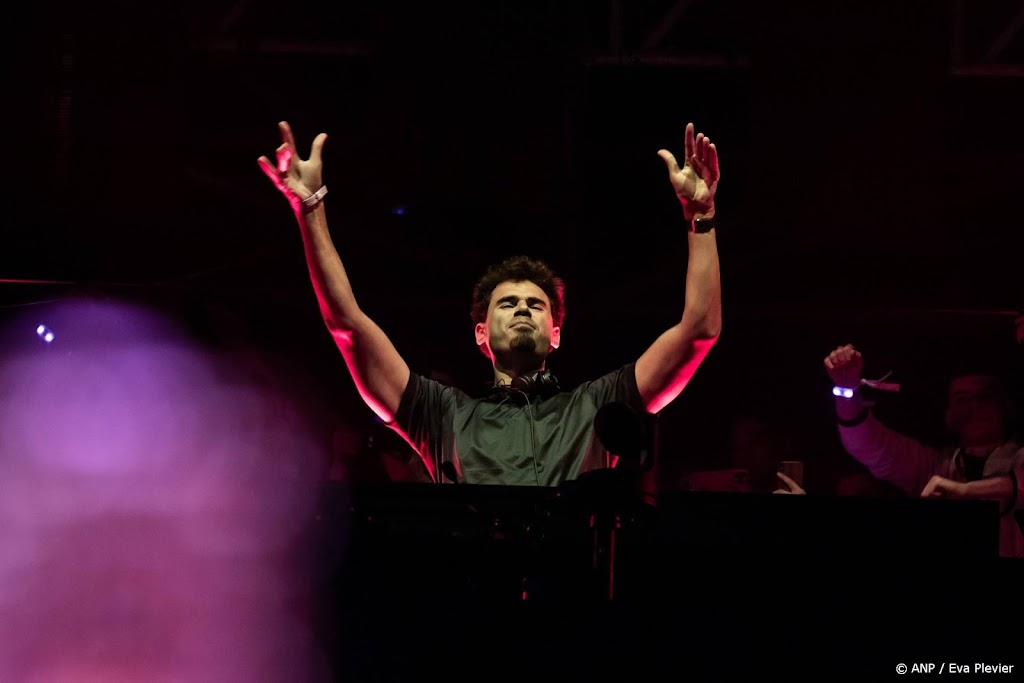 Afrojack ontsnapt aan ernstig ongeluk tijdens autorally