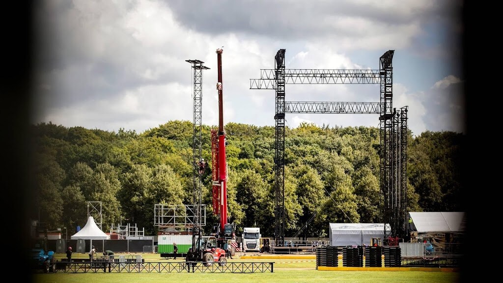 Malieveld omgebouwd voor concert Pink