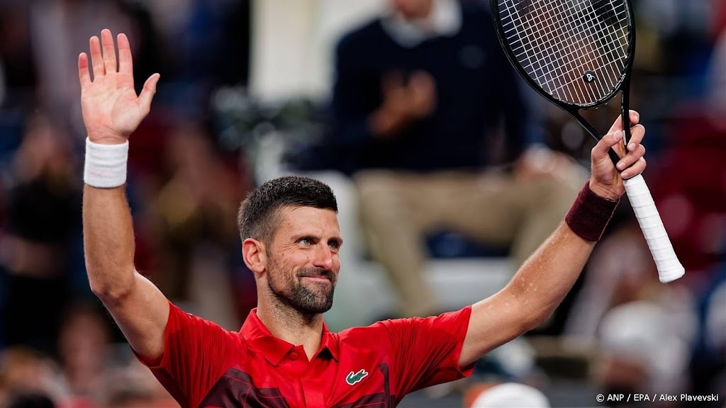Djokovic in Shanghai na uur al klaar met Italiaan Cobolli