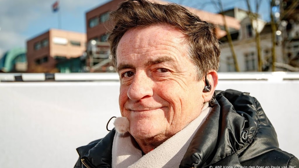 Johnny Kraaijkamp uren in de make-up voor Verliefd op Ibiza