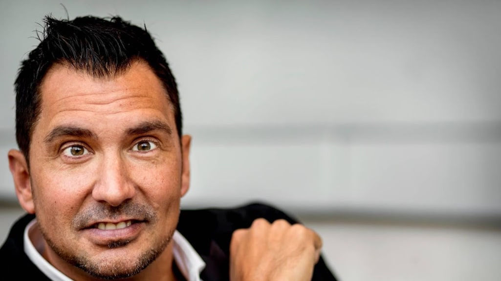 Guido Weijers treedt op voor 500 man in Beatrix Theater