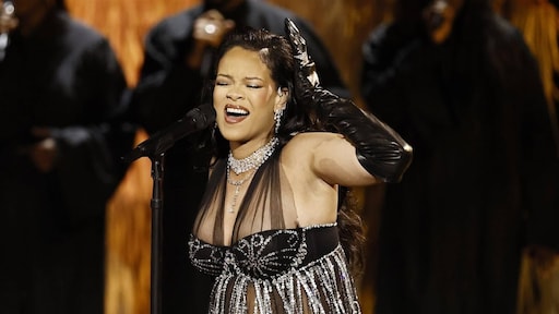 Rihanna annuleert optreden Glastonbury wegens zwangerschap