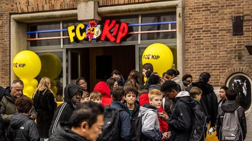 FC Kip migliora la manipolazione degli alimenti dopo l'ispezione alimentare | Via RTL FC Kip migliora la manipolazione degli alimenti dopo l'ispezione alimentare | Via RTL