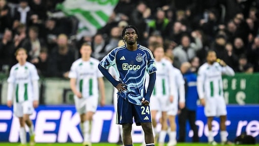 Ajax verlengt contract middenvelder Mokio met vier jaar