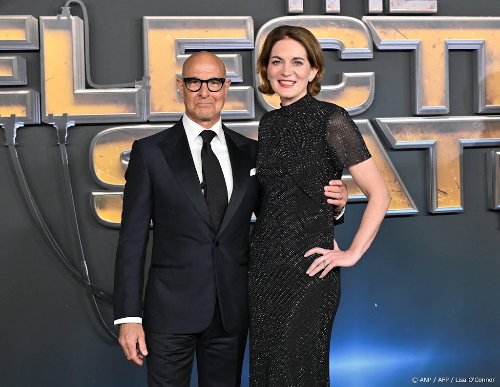 Stanley Tucci gelukkig met Felicity ondanks leeftijdsverschil