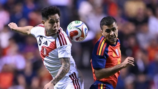Spanje verslaat Peru in laatste oefenduel voor WK voetbal
