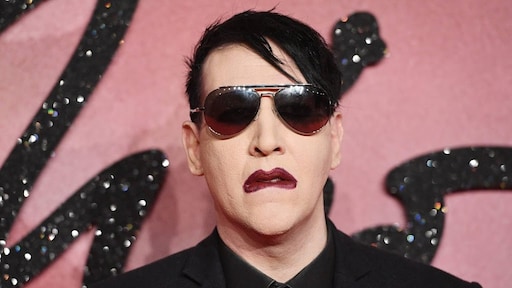 Marilyn Manson meldt zich bij politie voor spuugincident