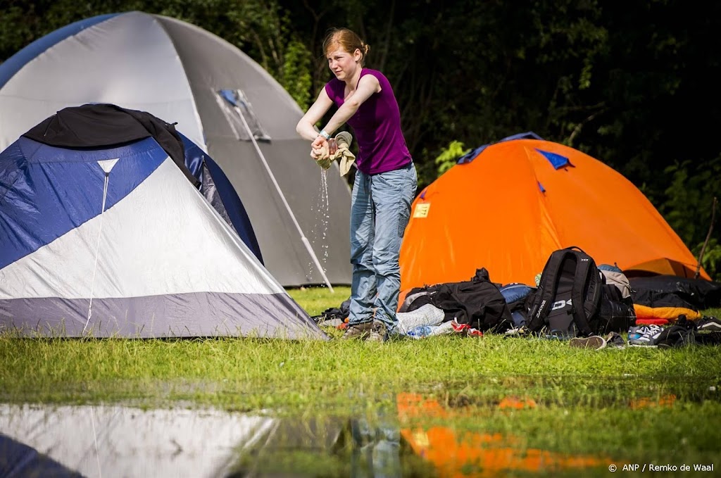 tesla model s camping tent Y Rear & Tailgate Awning 2025+ Model Y Juniper wilderness dome Brooks Scape Gehause Lenkertasche and designed to connect GSM:Super Duty 150 GSM