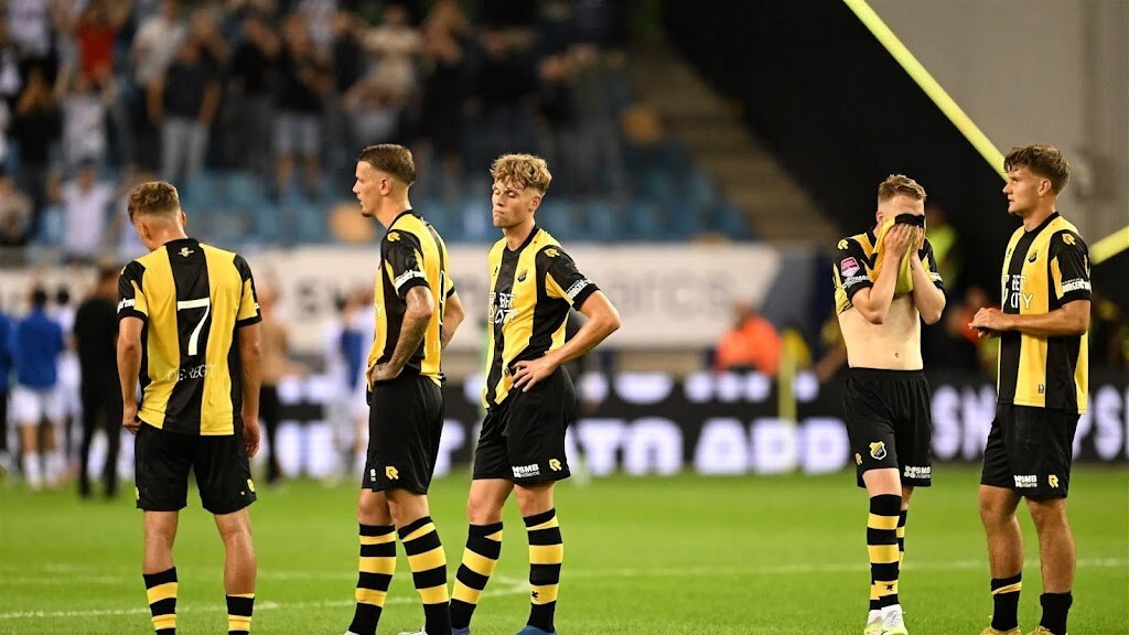 Na alle onzekerheid begint Vitesse met pijnlijke thuisnederlaag tegen Telstar