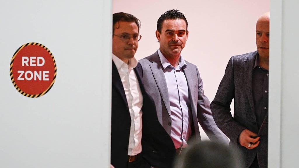 Technische baas Overmars stopt bij Antwerp om gezondheidsklachten