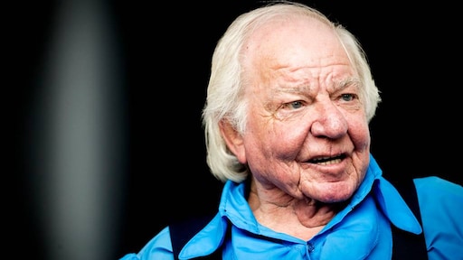 Pretpark verrassing voor Bassie & Adriaan