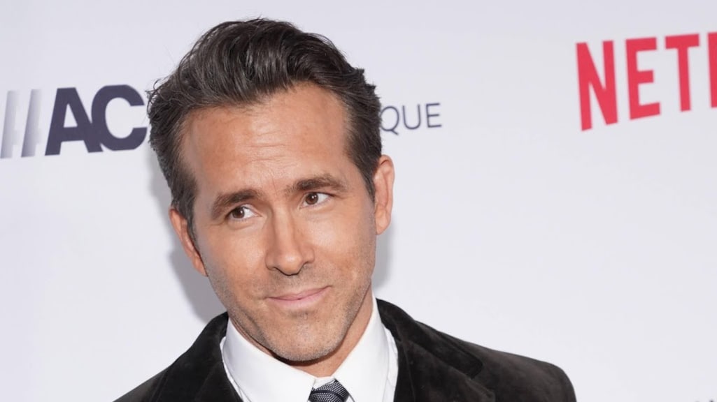 Royals Charles en Camilla ontmoeten acteur Ryan Reynolds