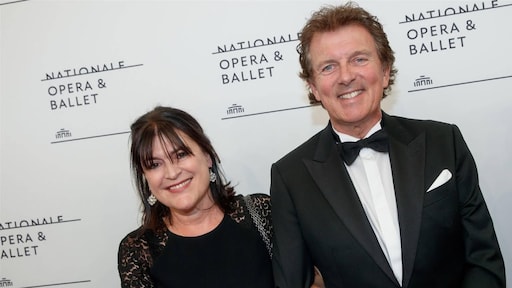 Vrouw van Robert ten Brink onthult geheimen van All You Need Is Love: 'Veel obstakels'