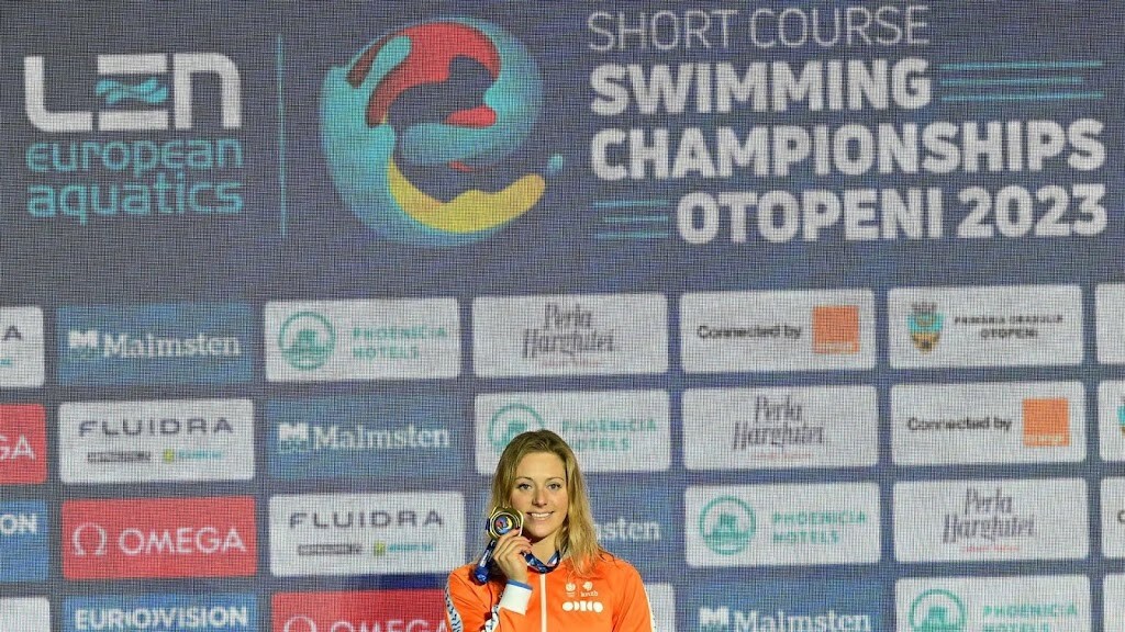 Toussaint wint bij EK kortebaan ook goud op 100 meter rugslag