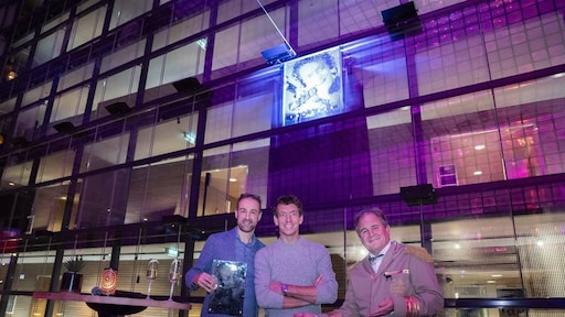 Top 2000 geëerd in Wall of Fame van Beeld & Geluid in Hilversum