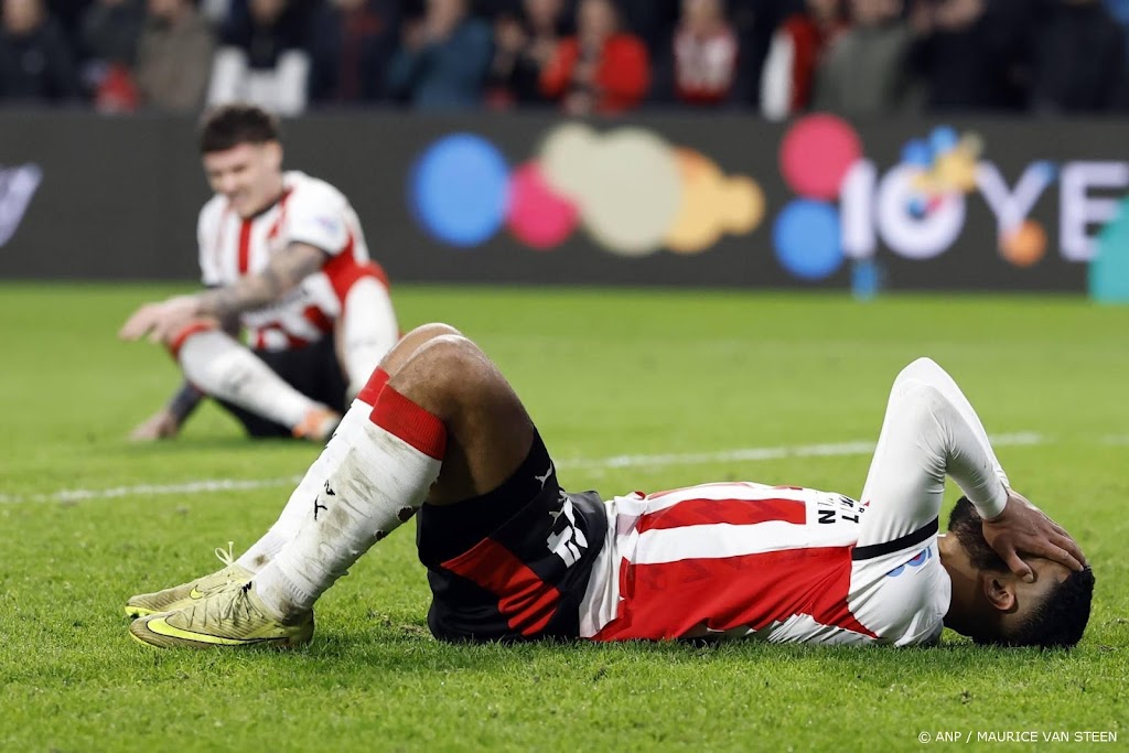 Nieuwe stunt blijft uit, PSV verliest in eigen huis van Atlético Madrid